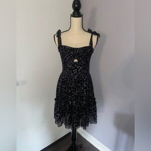 BlackMilk - Pictures In The Sky Sweet Tie
Short Dress